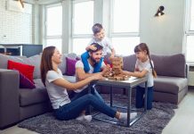 8 ألعاب مسلية لقضاء الوقت في المنزل ألعاب مسلية للعائلة في الحجر المنزلي